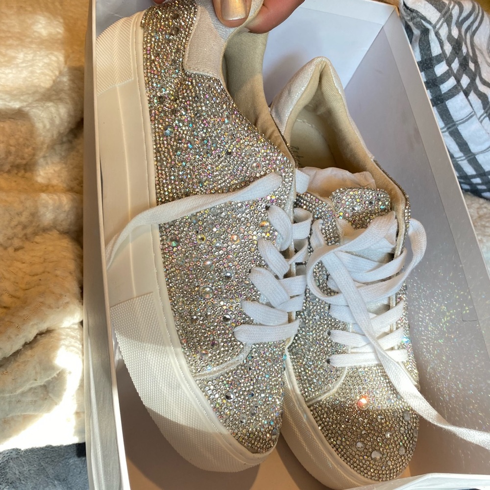 Betsy Johnson DB class/style 65030379